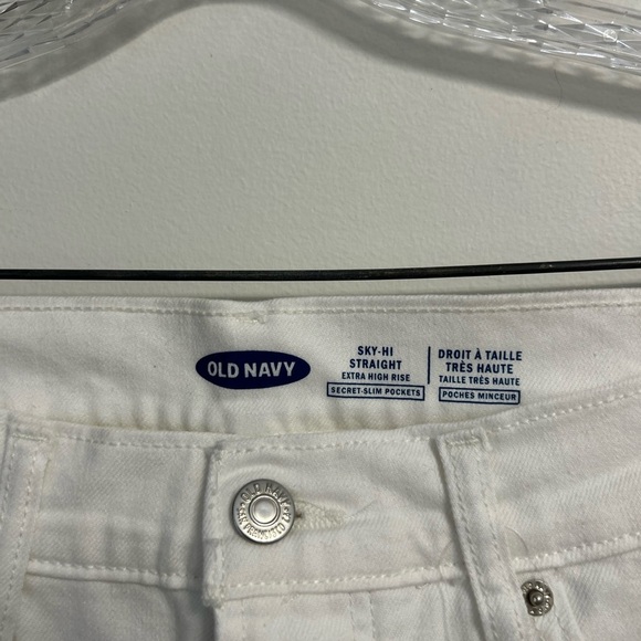 Old Navy White Sky-HI Straight Extra High Rise Ripped Jeans - Picture 2 of 4